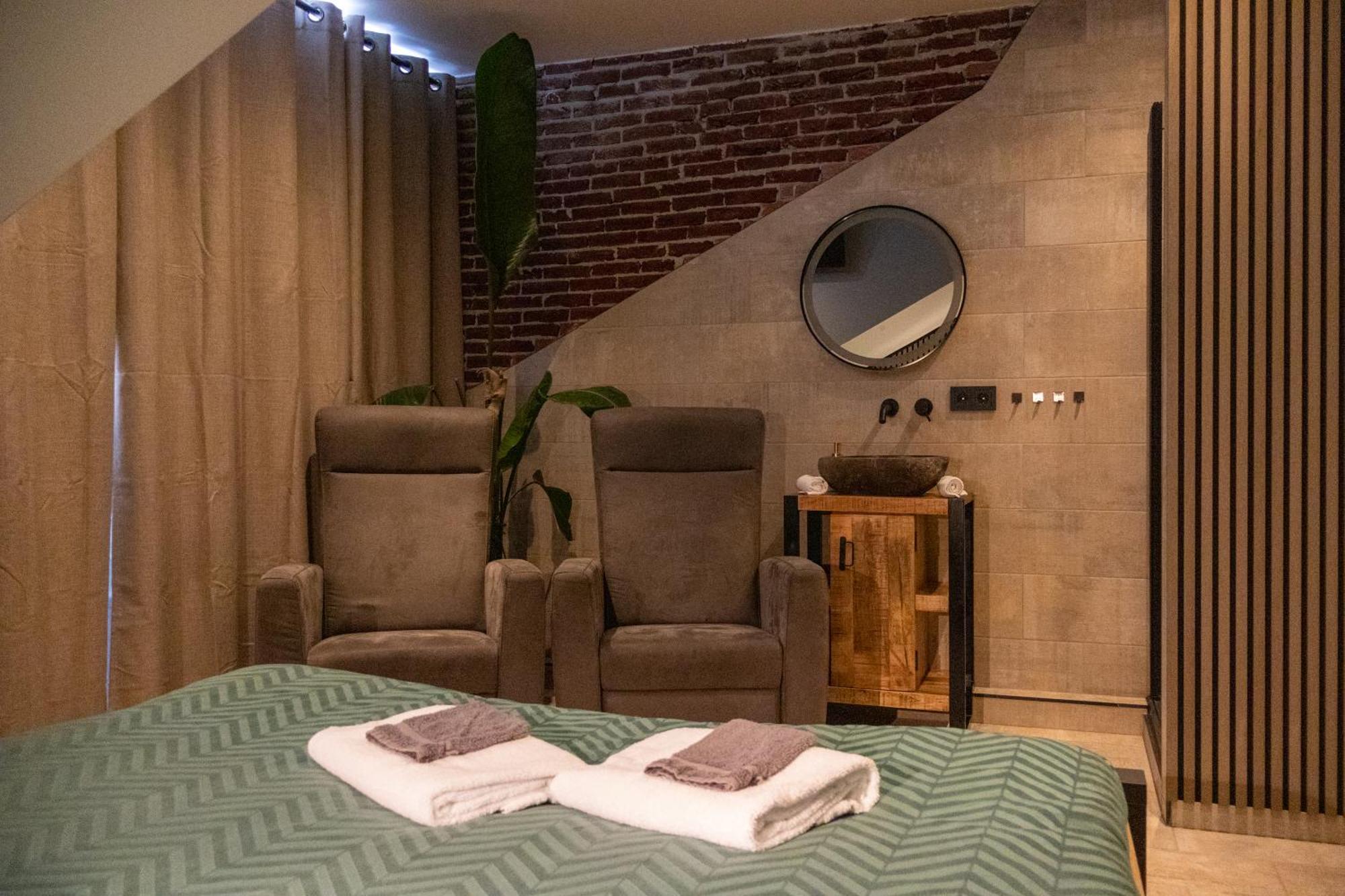 Zeeschelp - Comfortabele Kamer Bij B&B Gezond Aan Zee - Toegang Wellnesstuin Meerprijs Ouddorp Exterior photo